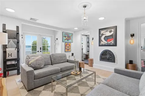 91 River Road Nyack NY 10960