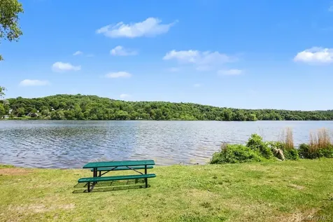 4 Jerome Drive Brewster NY 10509