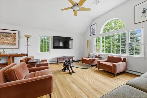 17 James Court Mahopac NY 10541