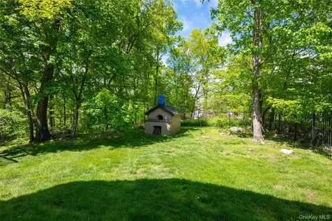 17 James Court Mahopac NY 10541