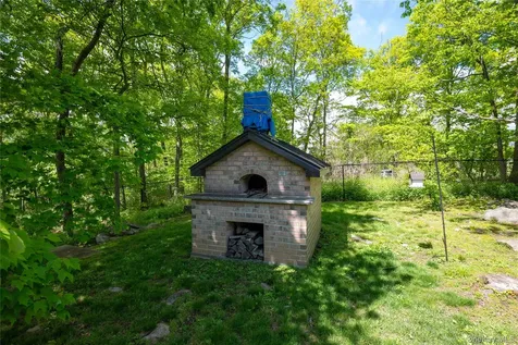 17 James Court Mahopac NY 10541
