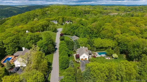 17 James Court Mahopac NY 10541