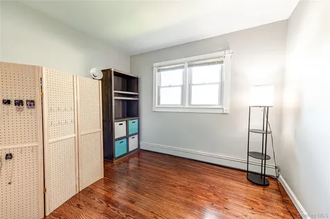 19 Buchanan Avenue Amity Harbor NY 11701