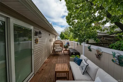 19 Buchanan Avenue Amity Harbor NY 11701