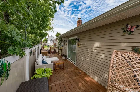19 Buchanan Avenue Amity Harbor NY 11701