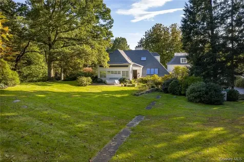 3 Israel Townsend Hill Armonk NY 10504