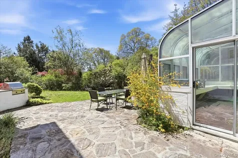 3 Israel Townsend Hill Armonk NY 10504