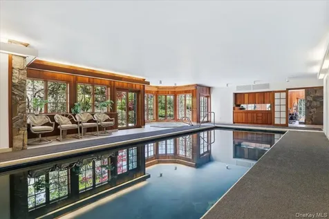 3 Israel Townsend Hill Armonk NY 10504