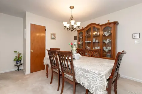 810 Neill Avenue Bronx NY 10462