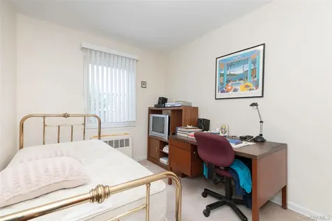 810 Neill Avenue Bronx NY 10462