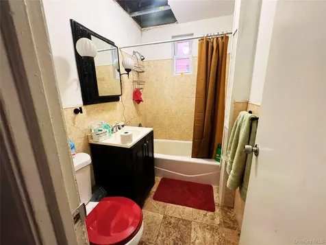 4621 Matilda Avenue Bronx NY 10470