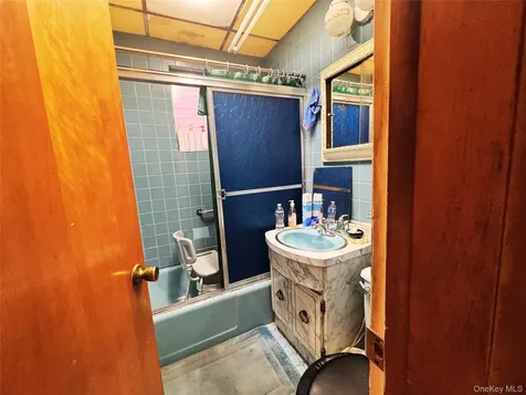 4621 Matilda Avenue Bronx NY 10470