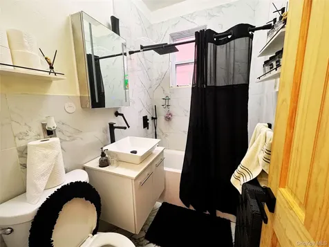 4621 Matilda Avenue Bronx NY 10470