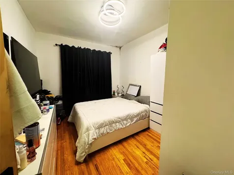 4621 Matilda Avenue Bronx NY 10470