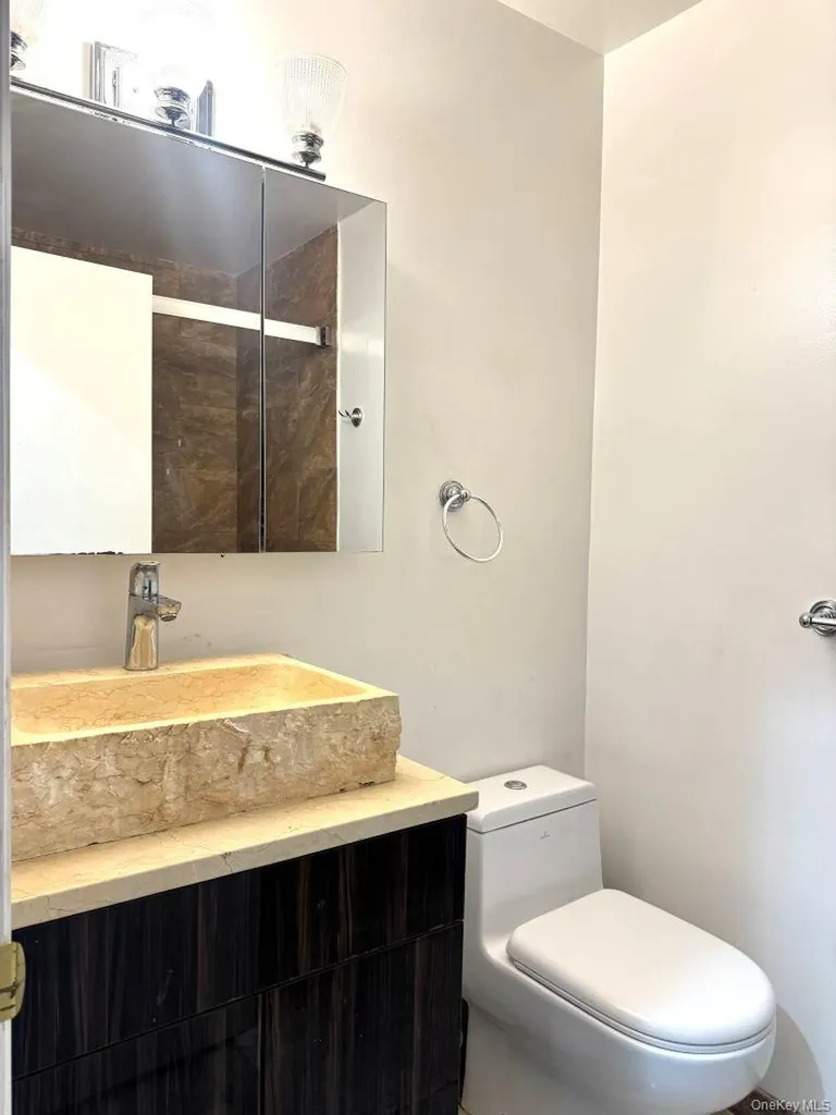 60 Kensico Road Thornwood NY 10594