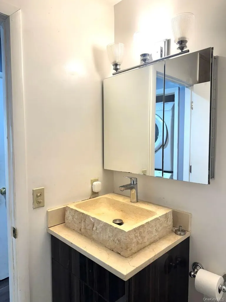 60 Kensico Road Thornwood NY 10594