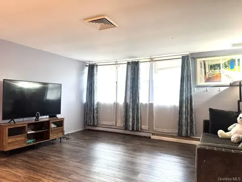 60 Kensico Road Thornwood NY 10594