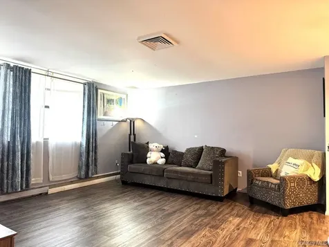 60 Kensico Road Thornwood NY 10594
