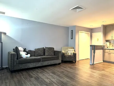 60 Kensico Road Thornwood NY 10594