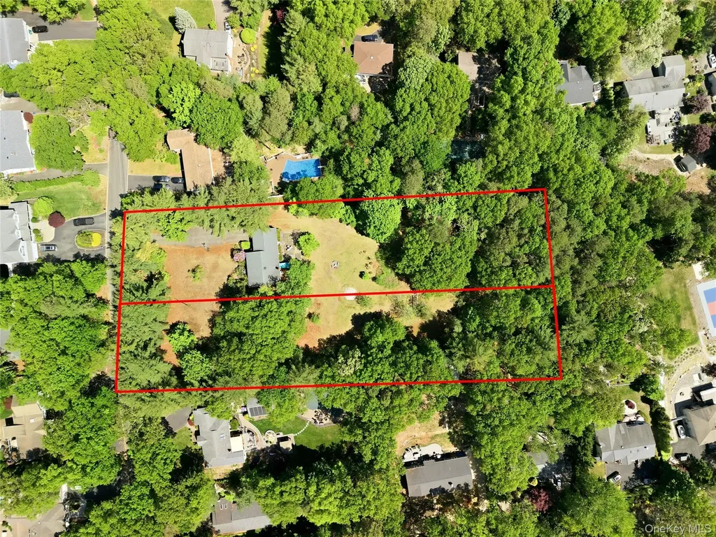37 Winston Drive Smithtown NY 11787