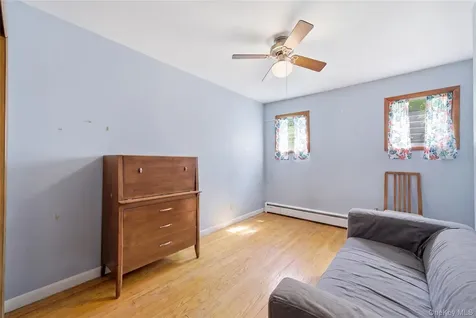 37 Winston Drive Smithtown NY 11787
