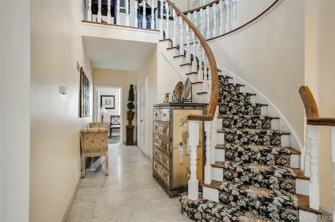 274 River Road Saint James NY 11787