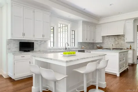 24 Stillman Lane Call Listing Agent CT 06831
