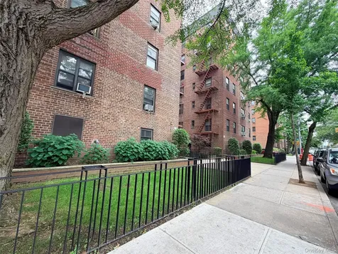 91-08 32 Avenue East Elmhurst NY 11369