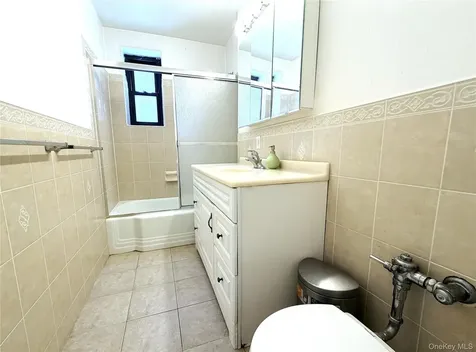 91-08 32 Avenue East Elmhurst NY 11369