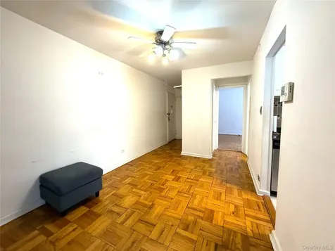 91-08 32 Avenue East Elmhurst NY 11369
