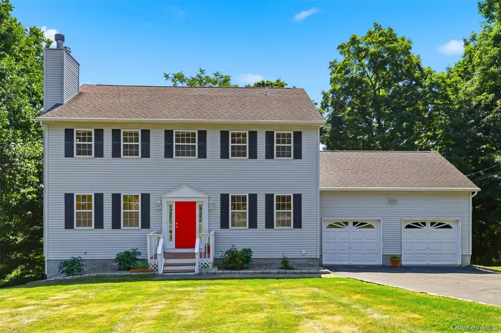 35 Wayacross Road Mahopac NY 10541