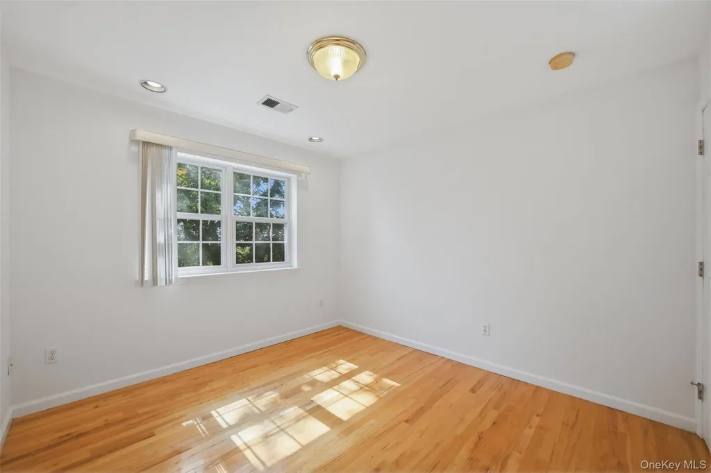 35 Wayacross Road Mahopac NY 10541