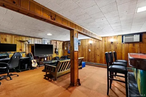 21 Frankford Street Hawthorne NY 10532