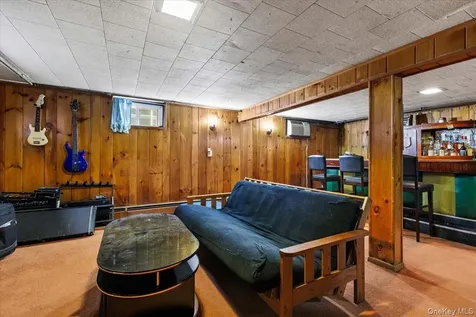 21 Frankford Street Hawthorne NY 10532