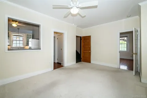 82 Clove Road New Rochelle NY 10801