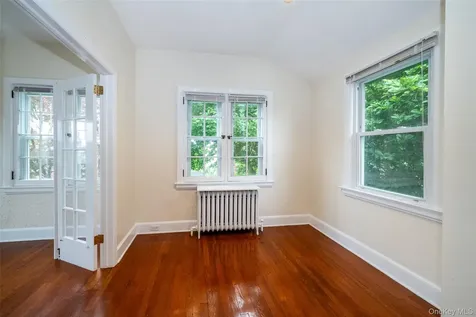 82 Clove Road New Rochelle NY 10801