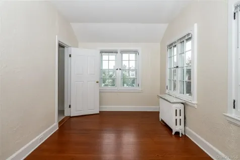 82 Clove Road New Rochelle NY 10801