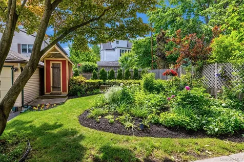82 Clove Road New Rochelle NY 10801