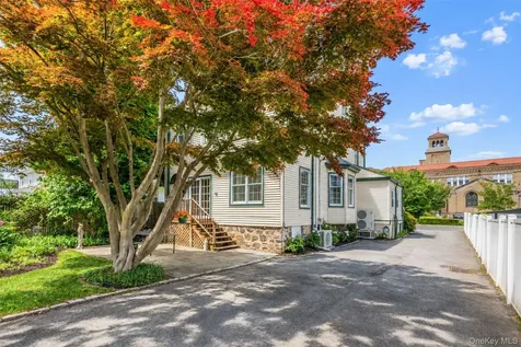 82 Clove Road New Rochelle NY 10801