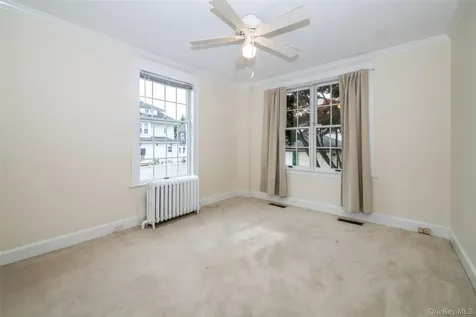 82 Clove Road New Rochelle NY 10801
