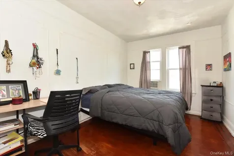 21815 100th Avenue Queens Village NY 11429