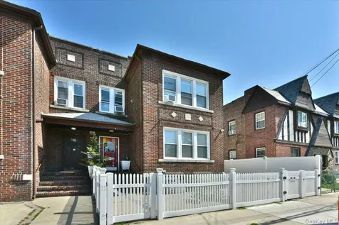 21815 100th Avenue Queens Village NY 11429