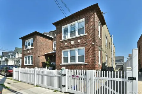 21815 100th Avenue Queens Village NY 11429