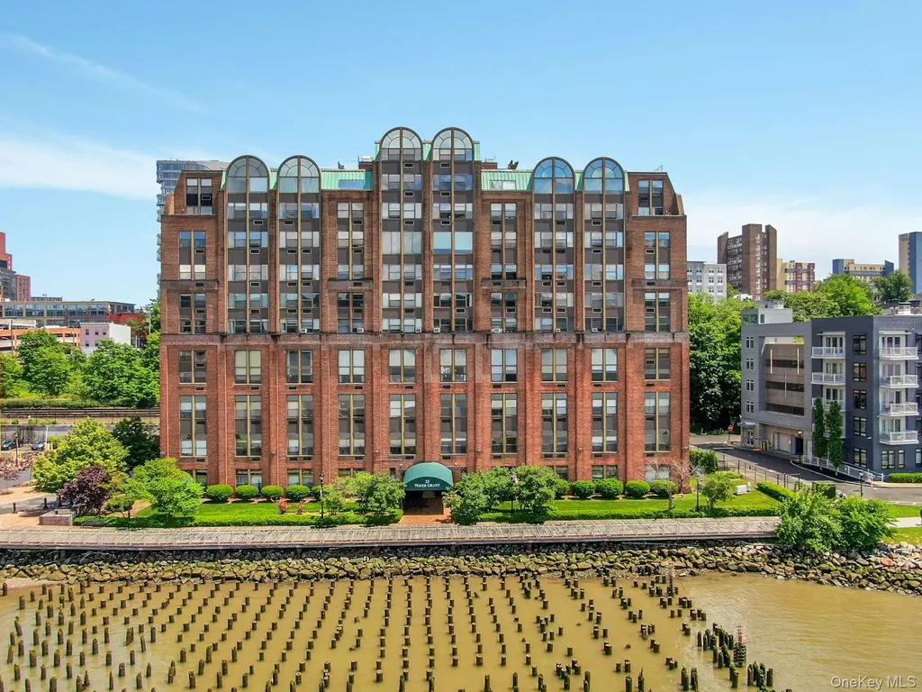 23 Water Grant Street Yonkers NY 10701