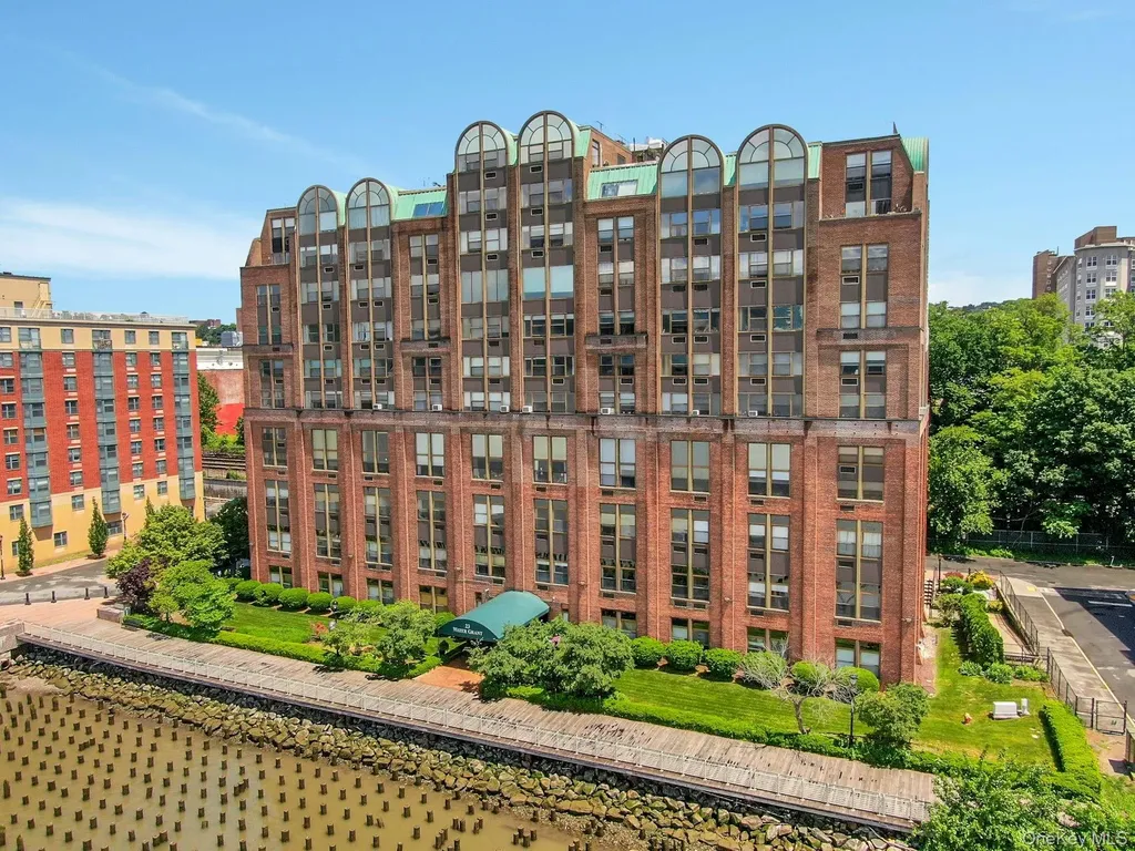 23 Water Grant Street Yonkers NY 10701