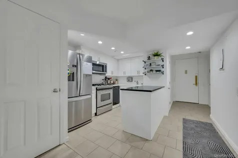 23 Water Grant Street Yonkers NY 10701