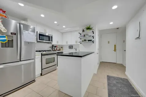 23 Water Grant Street Yonkers NY 10701