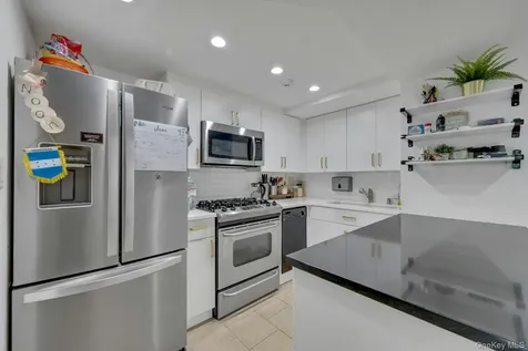 23 Water Grant Street Yonkers NY 10701