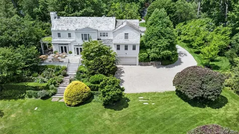 6 Hillair Circle White Plains NY 10605