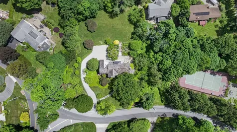 6 Hillair Circle White Plains NY 10605